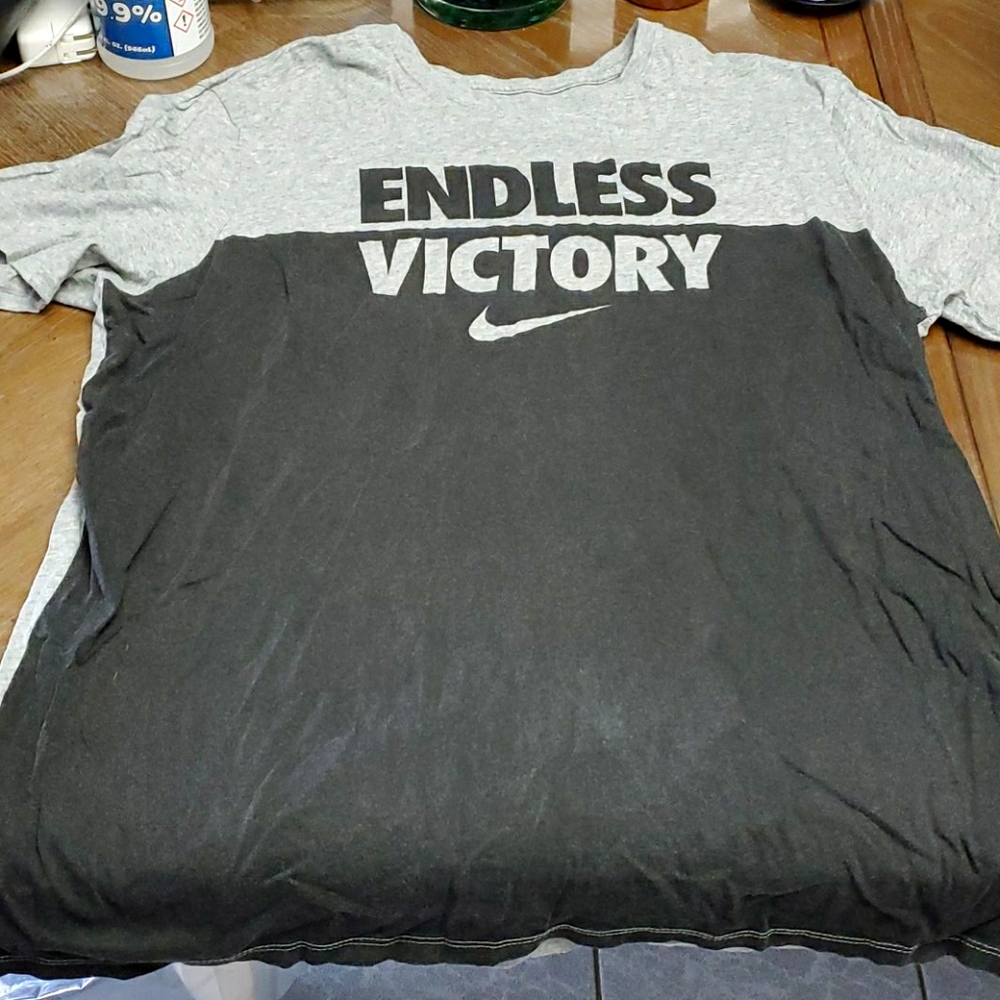 Nike T-shirt